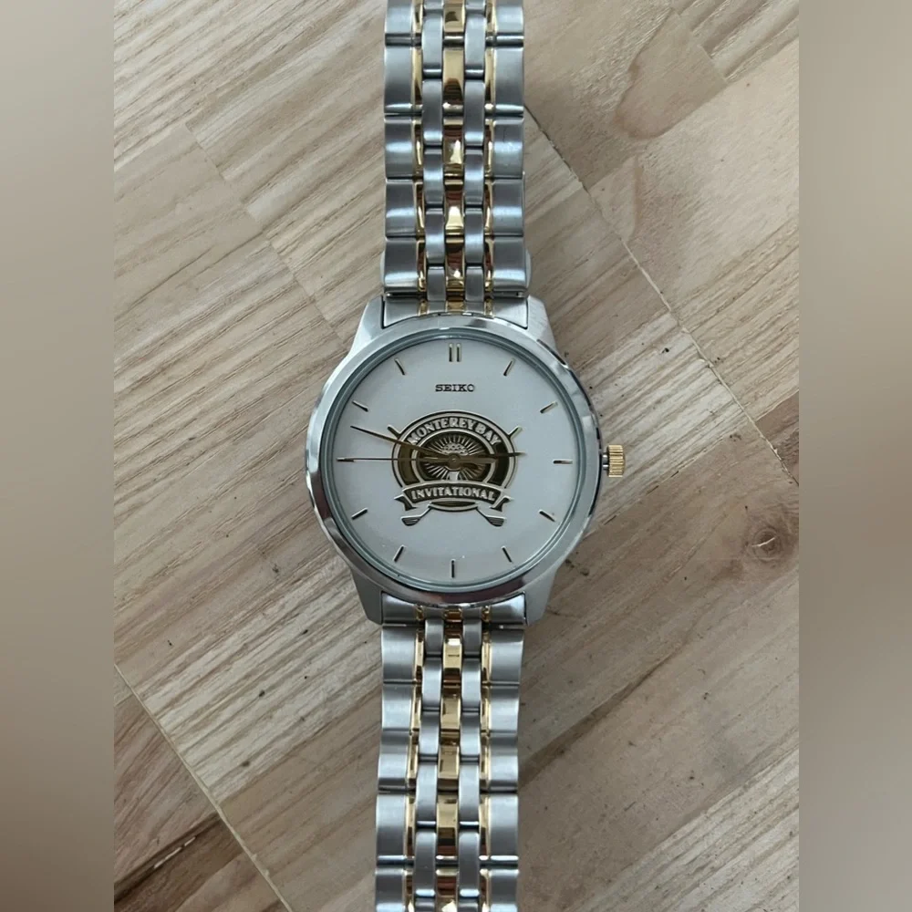 Seiko RARE Monterey Bay Invitational Golf Men’s Watch White Dial 2-Tone Bracelet